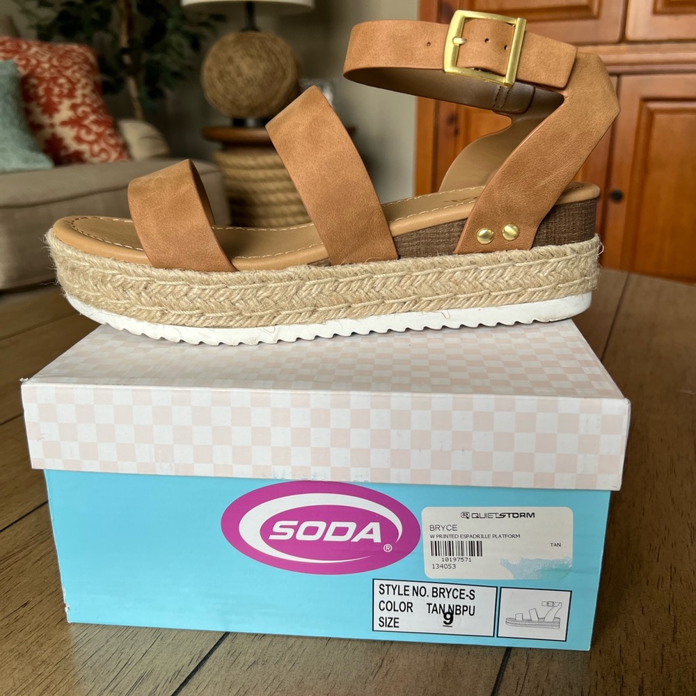 Soda, TOPIC-S, Tan Espadrille, wore once